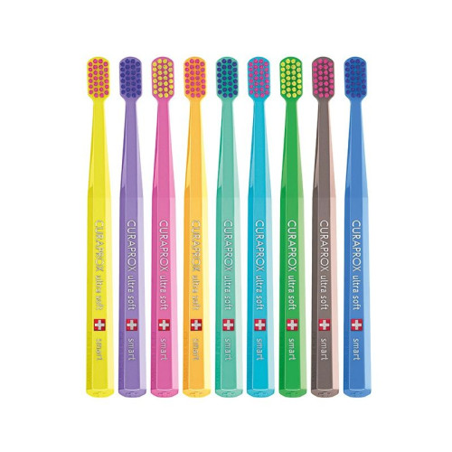CURAPROX smart ultra soft 5-12 Years Зубна щітка середньої жорткості для дітей (помаранчева)