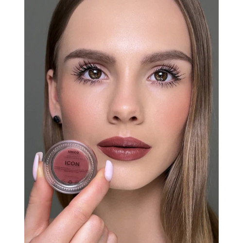 UNICO MULTITASKER ICON Мультифункціональна помада для моно макіяжу обличчя