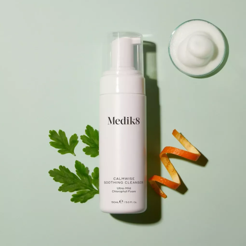 Medik8 Calmwise Soothing Cleanser 150ml Очищуюча пінка для чутливої шкіри