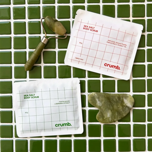 Crumb MATCHA 1 саше х 60 г Сольовий скраб для тіла з пудрою MATCHA та екстрактом ламінарії 