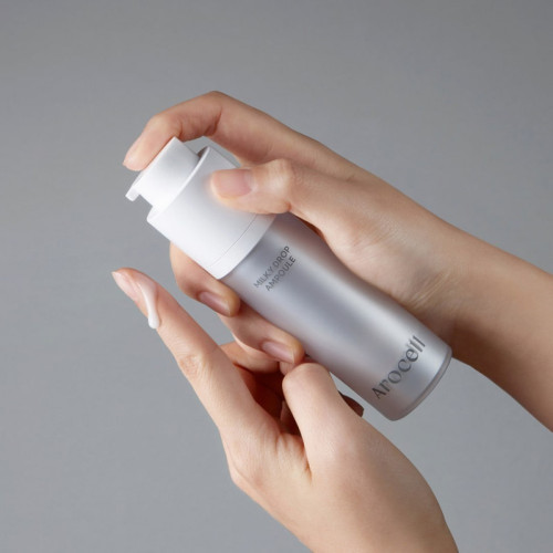 Arocell Milky Drop Ampoule 30 мл Освітлювальна сироватка з транексамовою кислотою, глутатіоном та мелатоніном