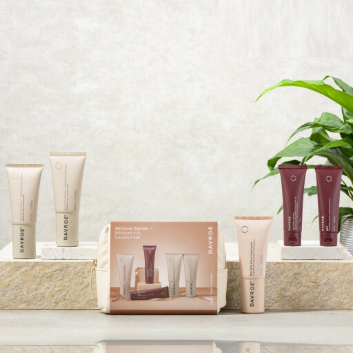 Davroe Travel Pack Moisture Senses Набор с косметичкой для увлажнения и восстановления — Фото 1