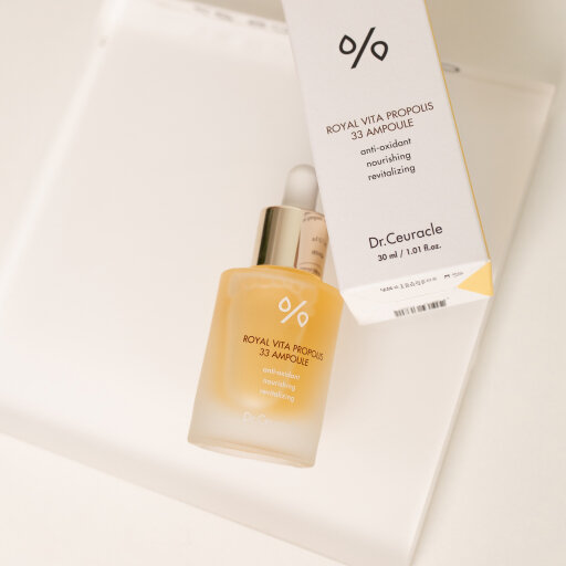 Dr.ceuracle Royal Vita Propolis 33 Ampoule 30ml Ампульна сироватка з екстрактом прополісу — Фото 1