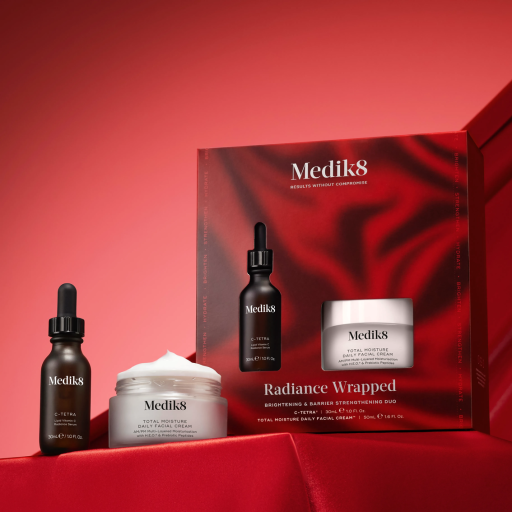 Medik8 Radiance Wrapped Kit Набір &quot;Огорнуте сяйво&quot; — Фото 1