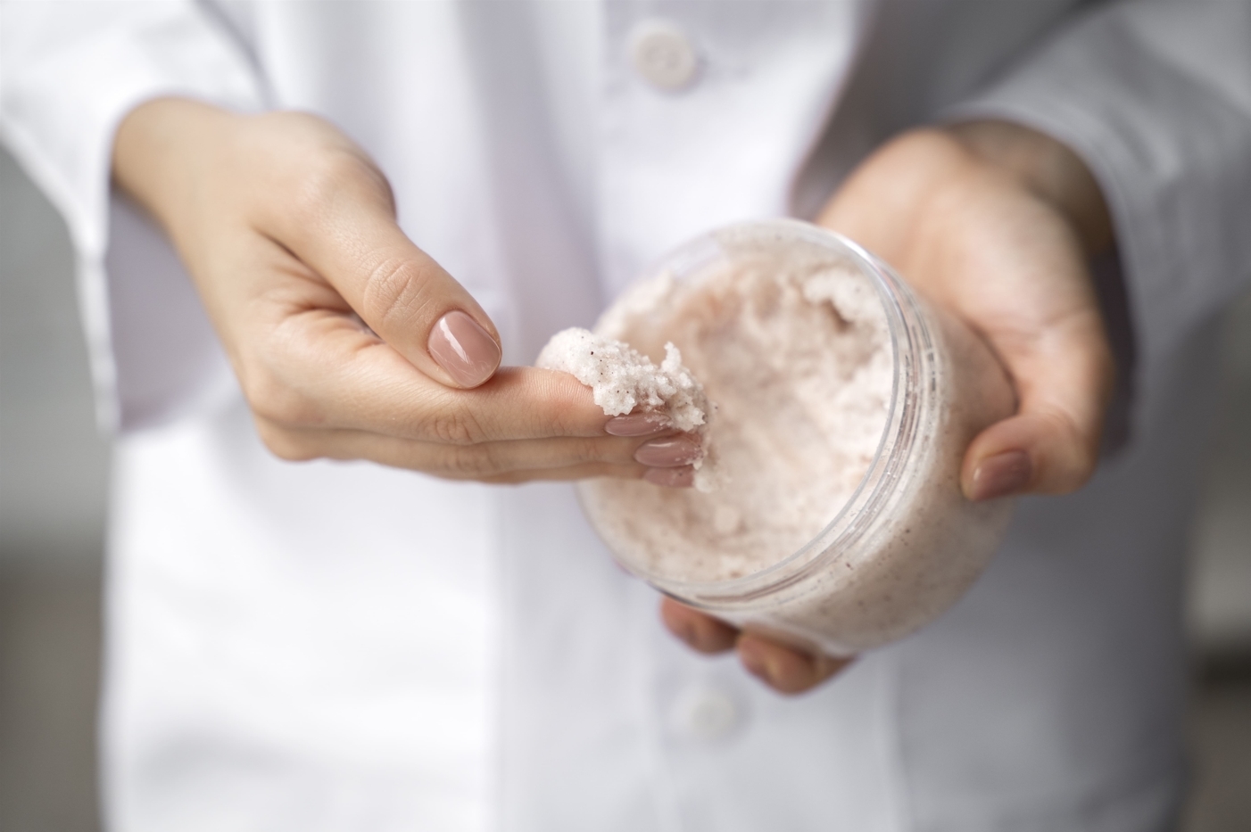 пілінг або скраб для волосся